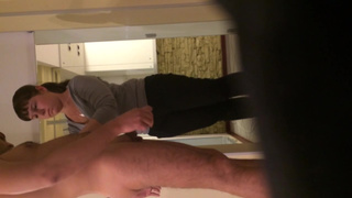 Любимый надрачивает хуец в присутствии жены