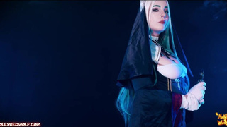 Вылизала анус, надрочила конец и обкончалась — развратная монашка