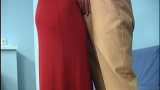 Бармен азиат после анилингуса выеб русскую маму в очко